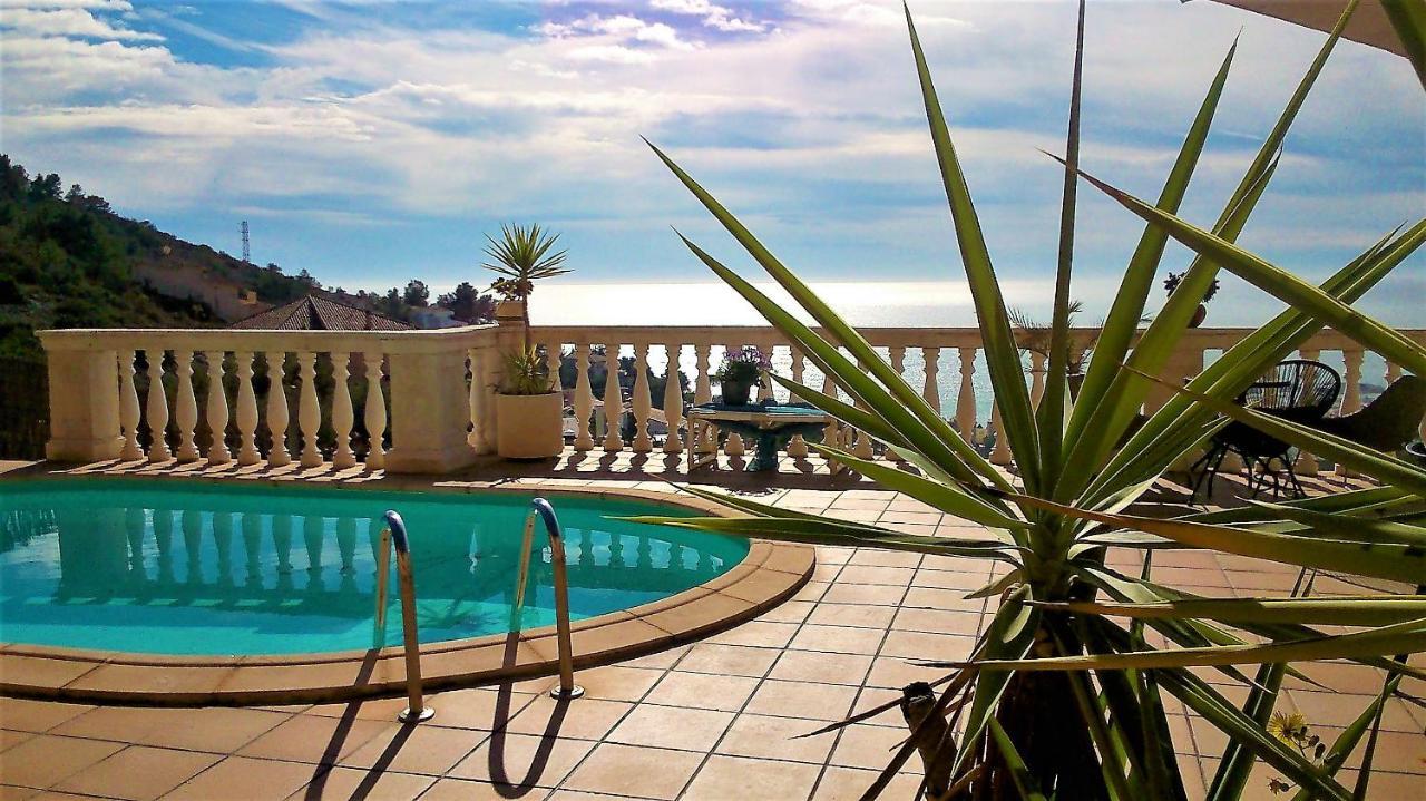 Ashram Villa Sunshine Sitges Extérieur photo