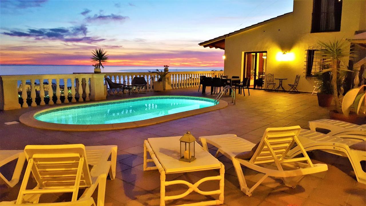 Ashram Villa Sunshine Sitges Extérieur photo
