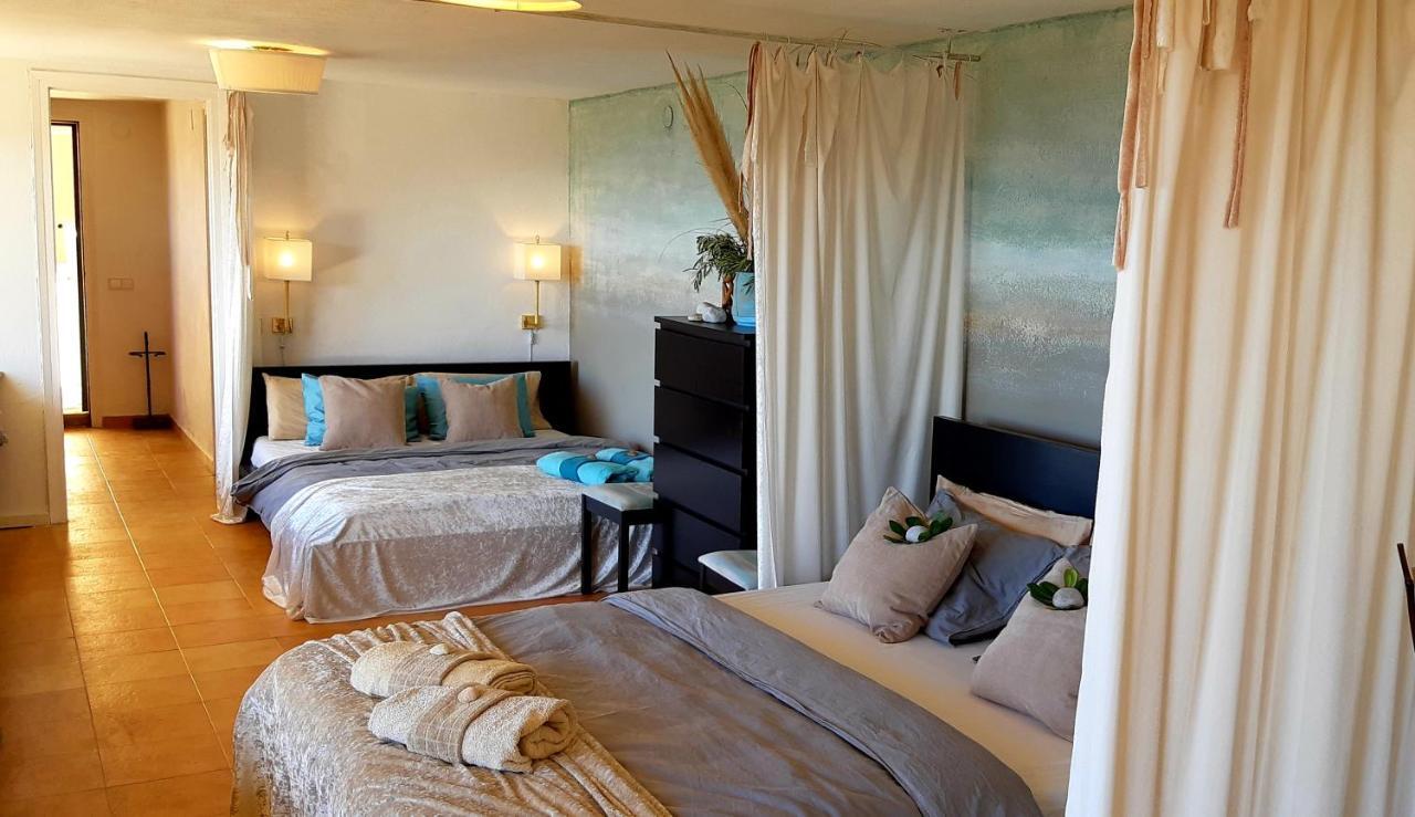 Ashram Villa Sunshine Sitges Extérieur photo